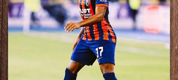 黑白直播-里程碑夜巴塞罗那主帅复盘，亚冠今晚刷纪录，底气十足，身体对抗强度拉满(十四世达刺喇现状)