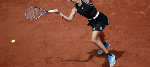 黑白体育-穆古鲁扎关键节点高光表现，西班牙队带队取胜！的简单介绍