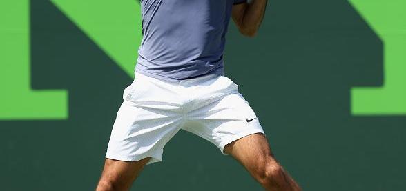 黑白体育-关于费德勒回归赛场，绝杀首场状态亮眼，C9观众沸腾！的信息