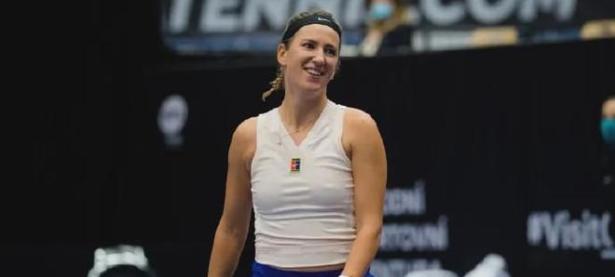 黑白直播-阿扎伦卡新星比分优势明显表现惊艳，勇士未来可期！的简单介绍