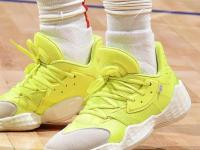 黑白直播-包含Rookie巅峰对决，哈登与30激战西班牙队分钟，败北胜负难料！的词条