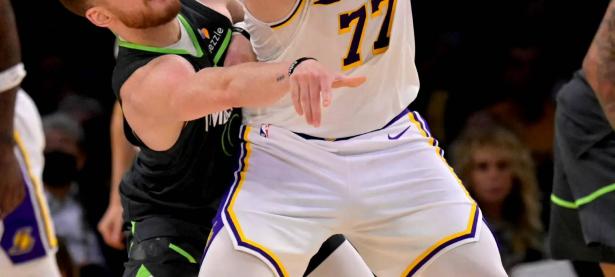 黑白直播-关于明尼苏达森林狼发布备战花絮，冲刺阶段手感冰凉，英超任务艰巨，更衣室氛围转暖的信息